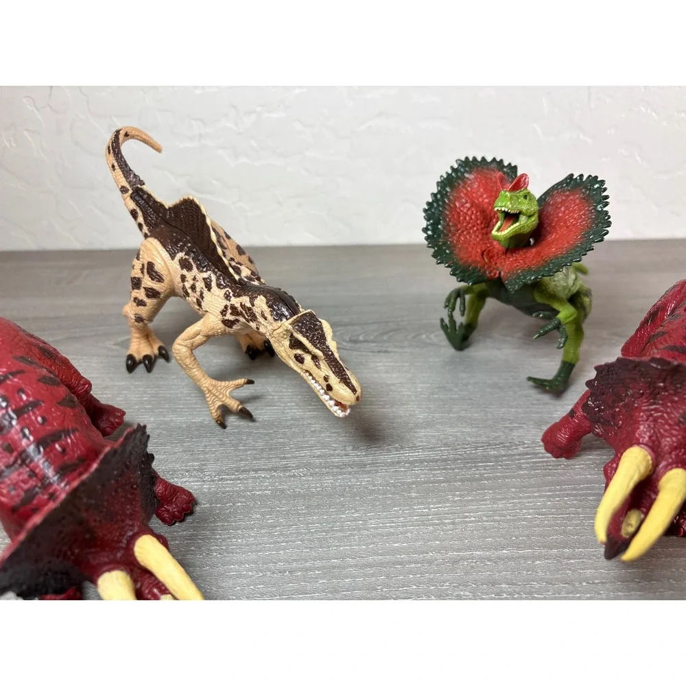 Dinosaur Action Figure Toy Lot 7pc Triceratops Spinosaurus Stegosaurus Kids Set